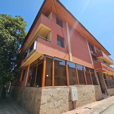 Family Hotel Jeri Velingrad Ngoại thất bức ảnh