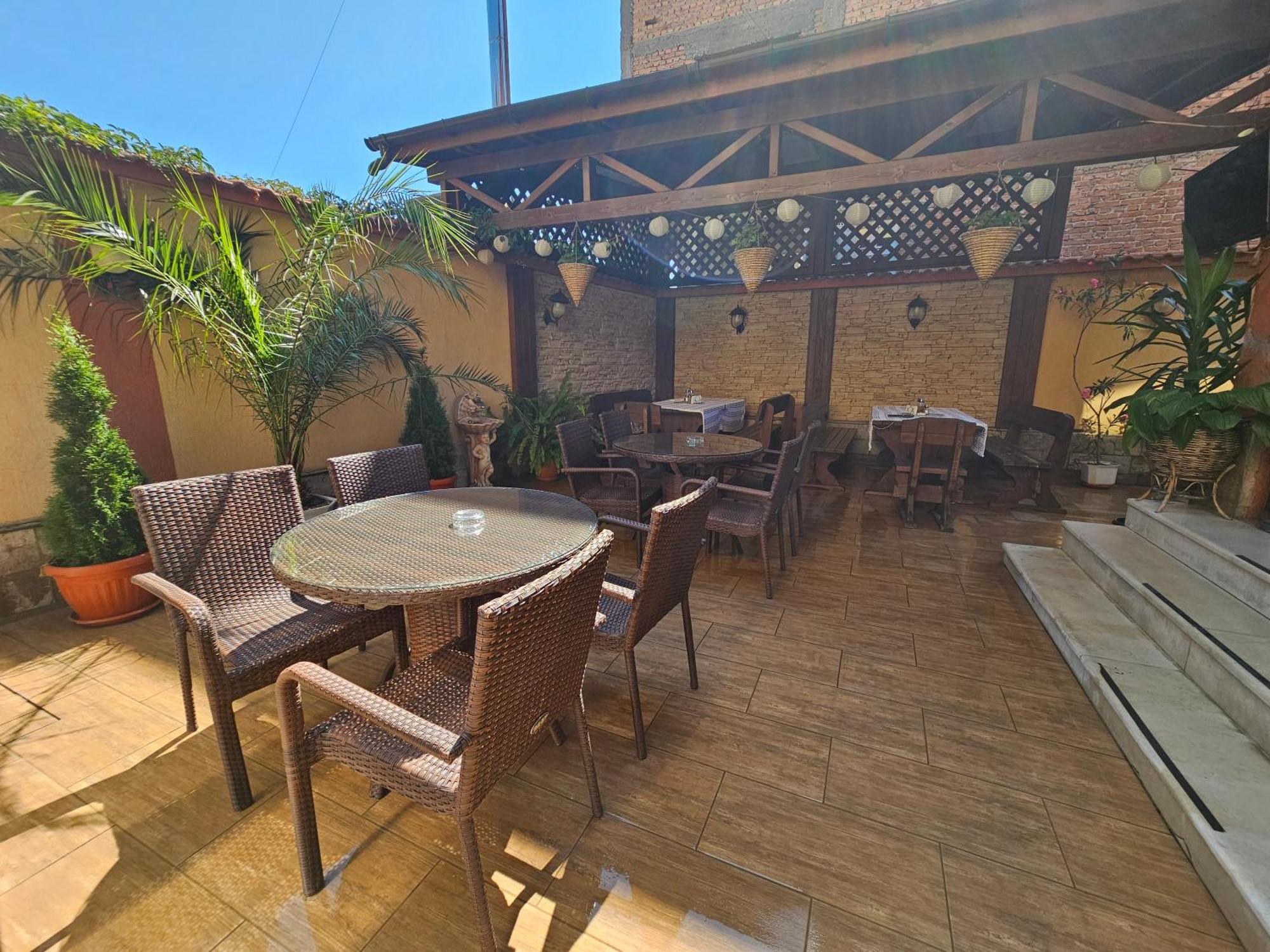 Family Hotel Jeri Velingrad Ngoại thất bức ảnh