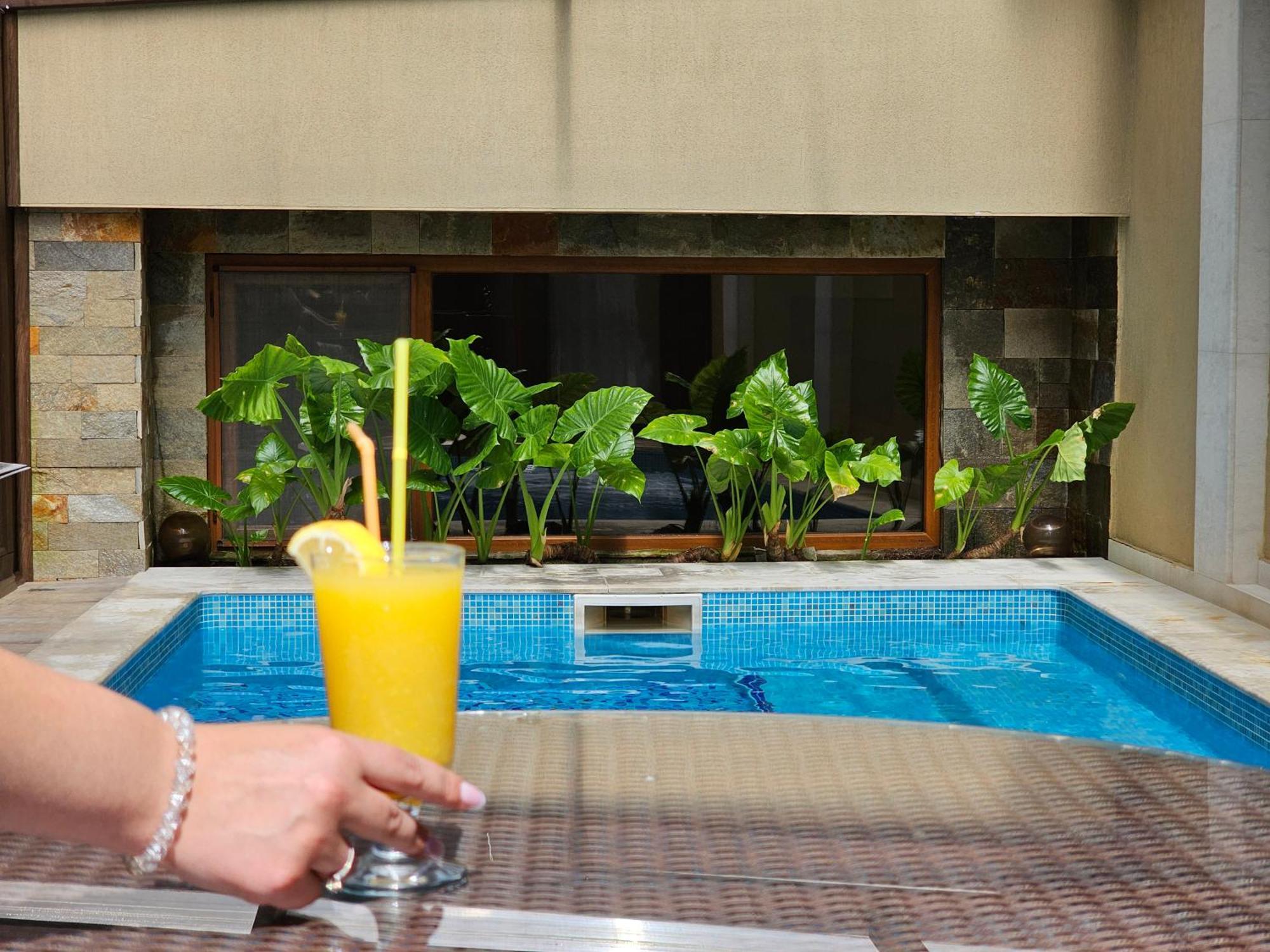 Family Hotel Jeri Velingrad Ngoại thất bức ảnh