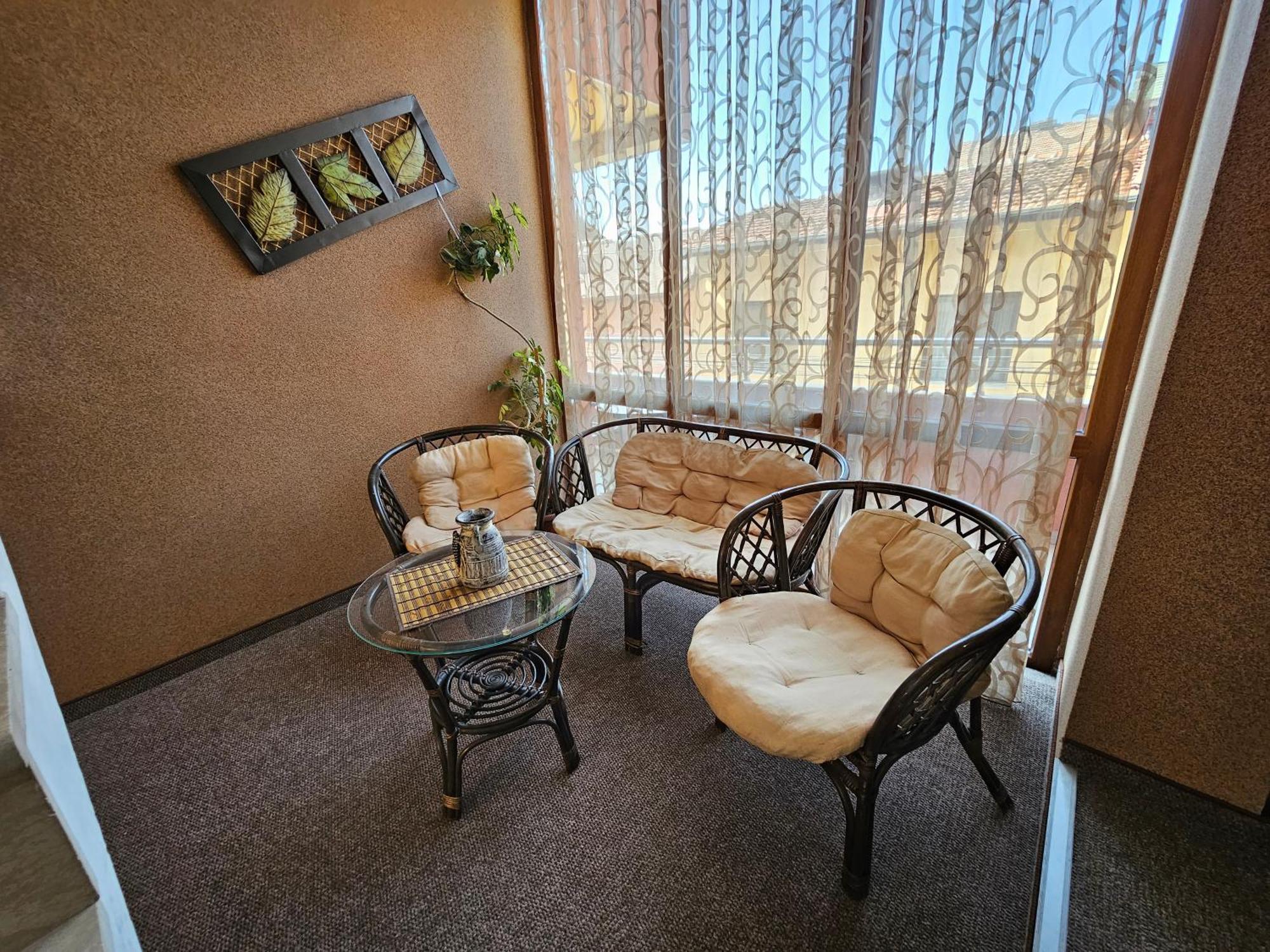 Family Hotel Jeri Velingrad Ngoại thất bức ảnh